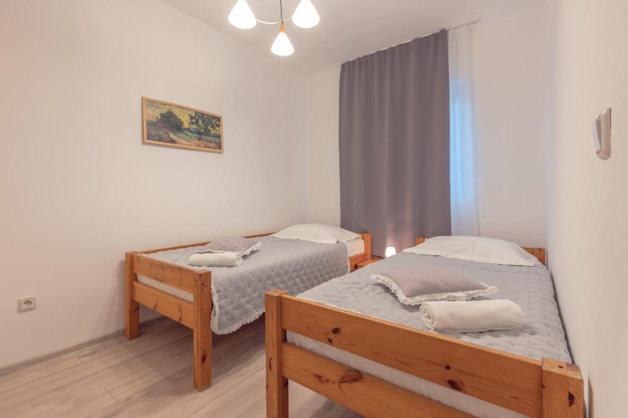 Holiday Home Insulam Mare Trogir Bagian luar foto